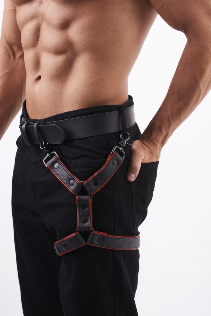 HighQuality Soft Leder Bein Harness Rot